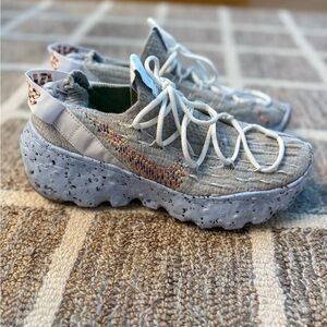 Nike Women’s Space Hippie 04 in Photon Dust